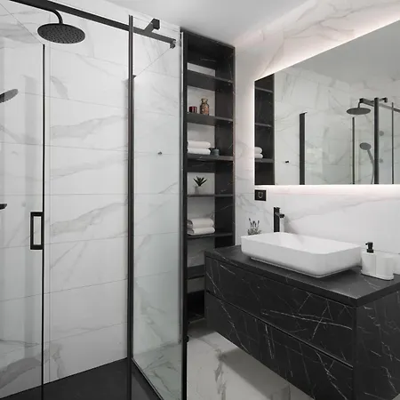 Villa Modern Dea With Jacuzzi And Pool In Porec *